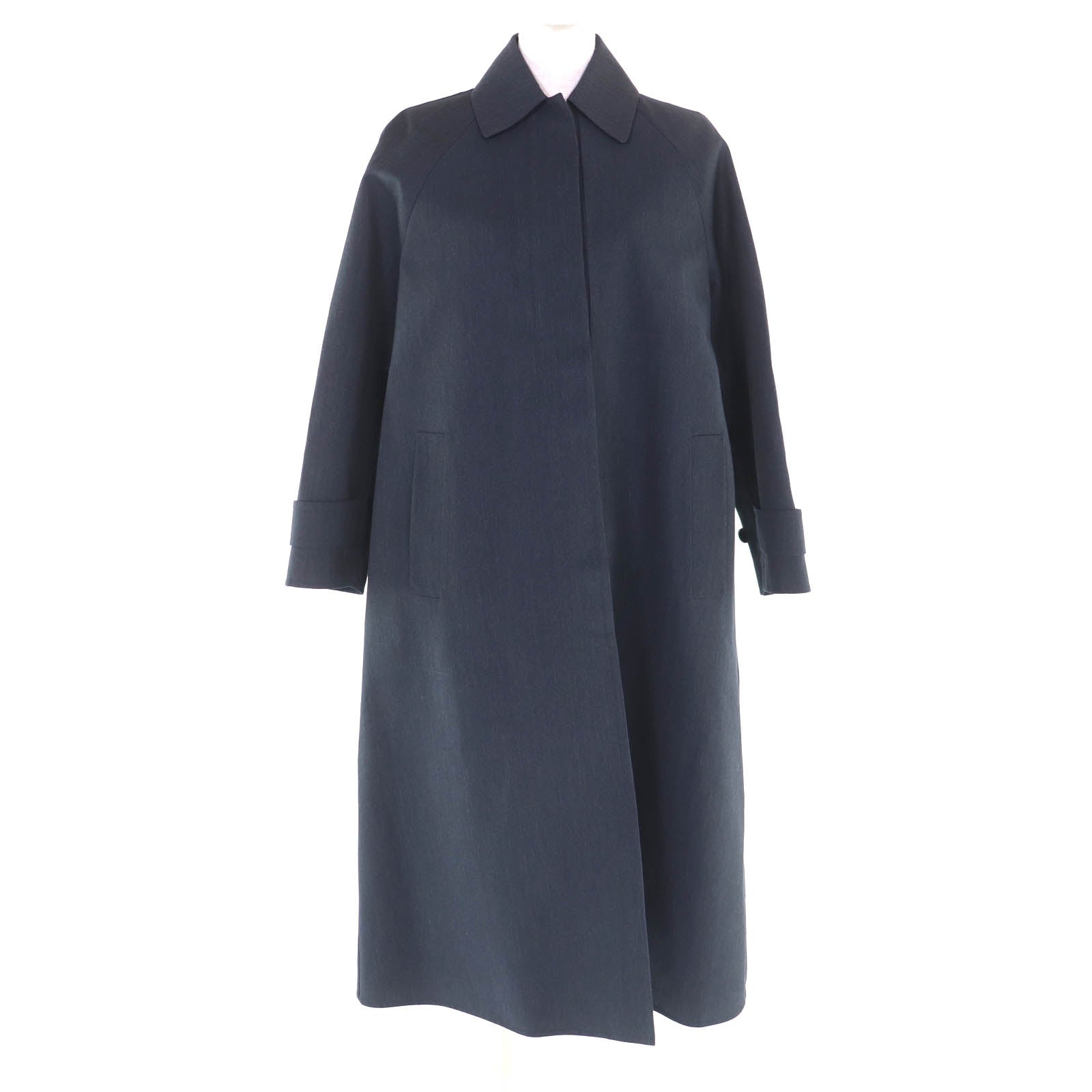 Excellent Salvatore Ferragamo coat Navy wool Women 38 – caro-japan