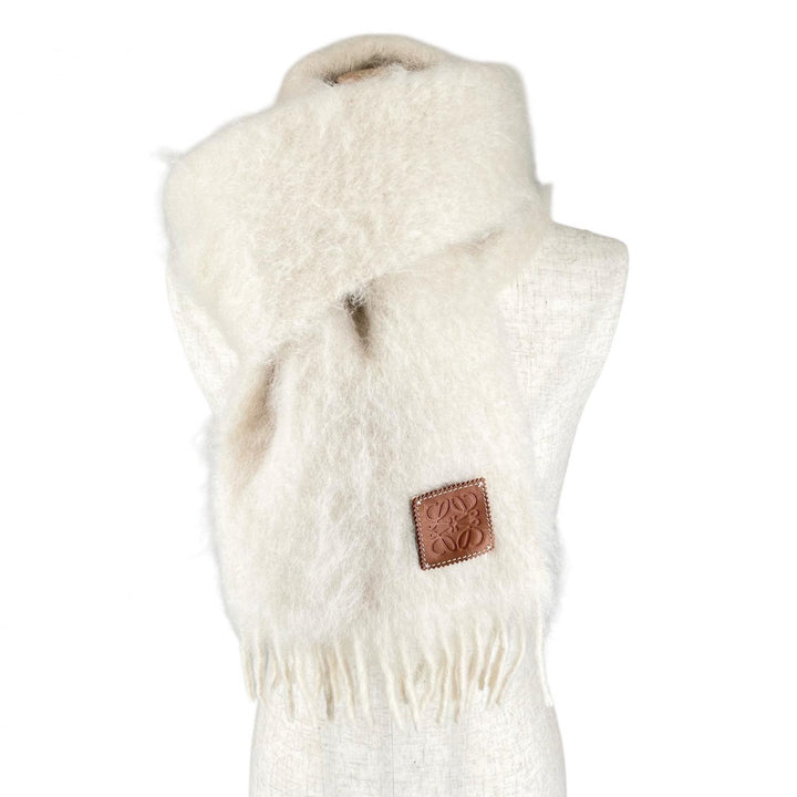 Excellent LOEWE Scarf Anagram Leather Patch Fringe Ivory mohair Women