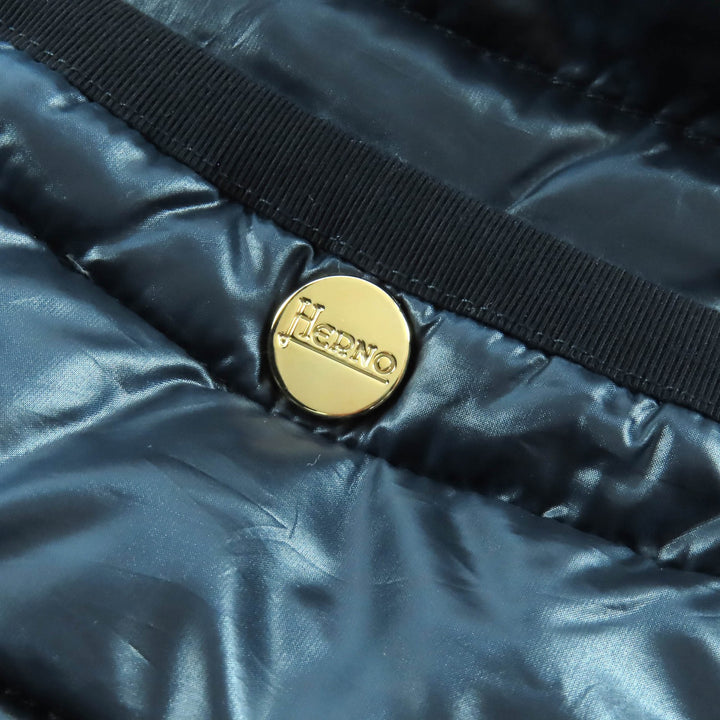 Excellent Herno down coat With logo no collar light Navy Women 38 PI1055D-12017