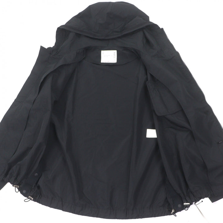 Pristine Sacai mountain hoodie Taffeta Blouson black polyester mens 1 24-03399M