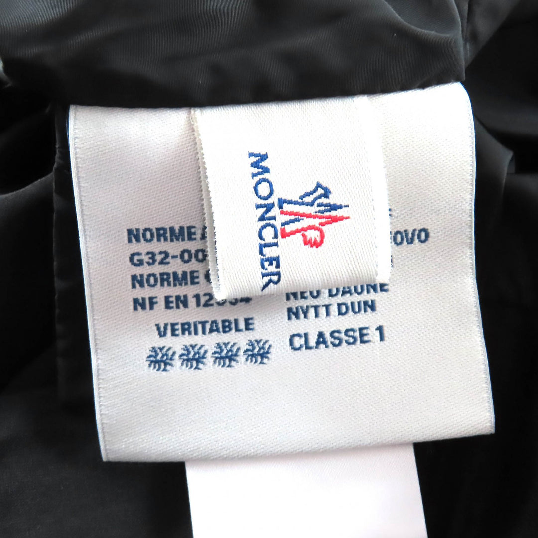 Great MONCLER Nylon jacket SONOMI Logo patch, down collar, ruffle design black 0
