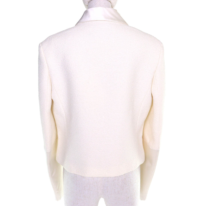 Excellent FERRAGAMO Logo Button Satin Switch Wool Tweed Jacket white 40 0763654