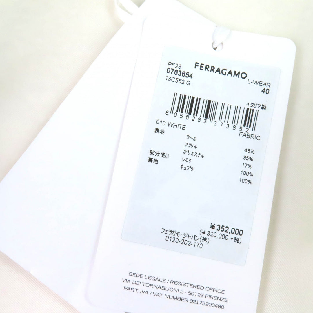 Excellent FERRAGAMO Logo Button Satin Switch Wool Tweed Jacket white 40 0763654