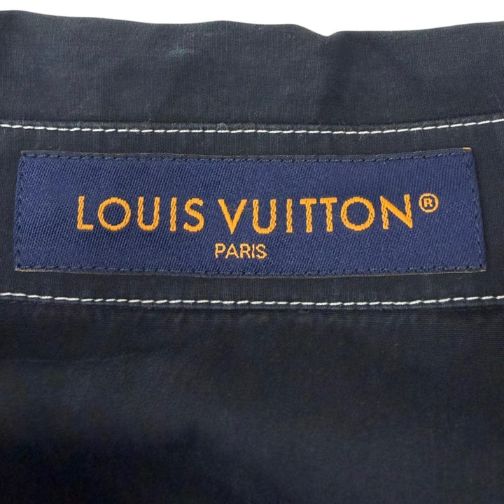 Great LOUIS VUITTON Short sleeve shirt LV logo patch black cotton mens