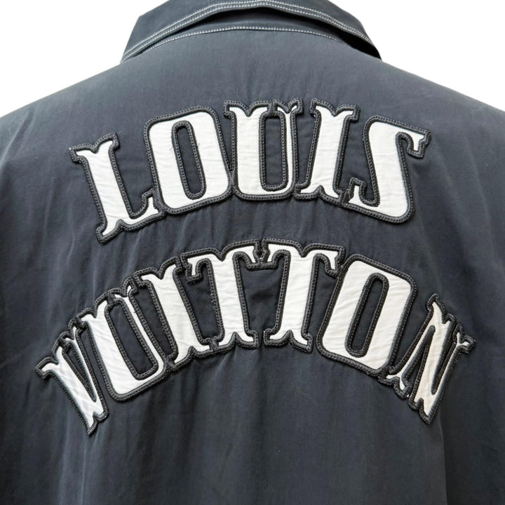Great LOUIS VUITTON Short sleeve shirt LV logo patch black cotton mens