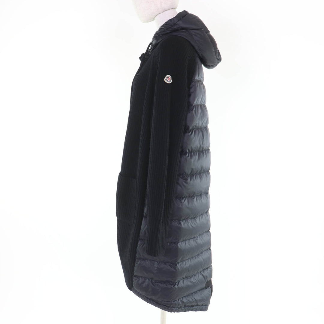 Great MONCLER down coat CARDIGAN Logo patch and hooded knit switching black L