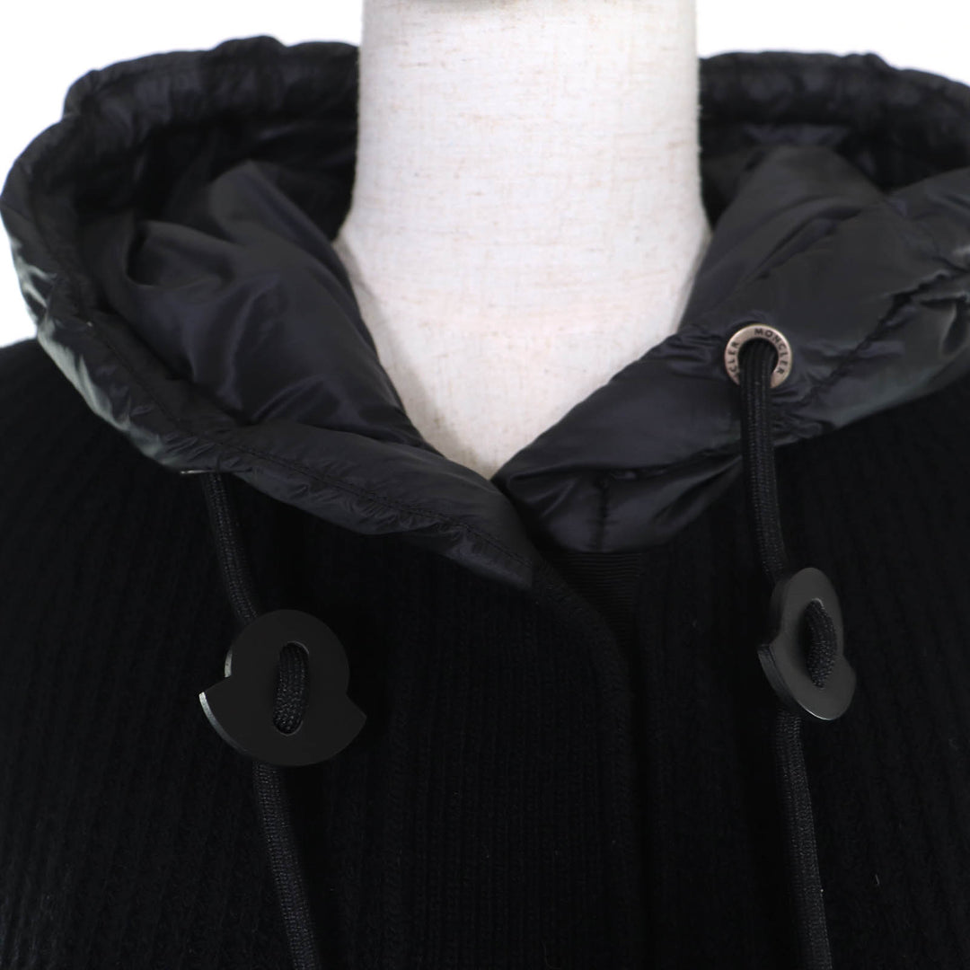 Great MONCLER down coat CARDIGAN Logo patch and hooded knit switching black L