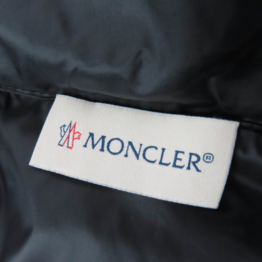 Great MONCLER down coat CARDIGAN Logo patch and hooded knit switching black L