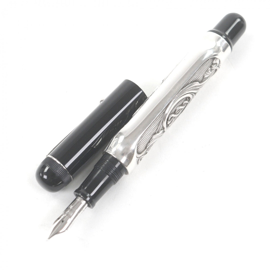 Great OMAS fountain pen 75th Anniversary Limited Edition 2000