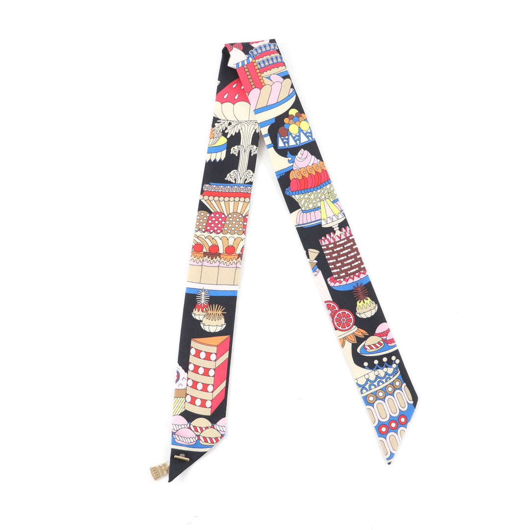 Pristine HERMES scarf La Patisserie Francaise Twilly Charms silk Women