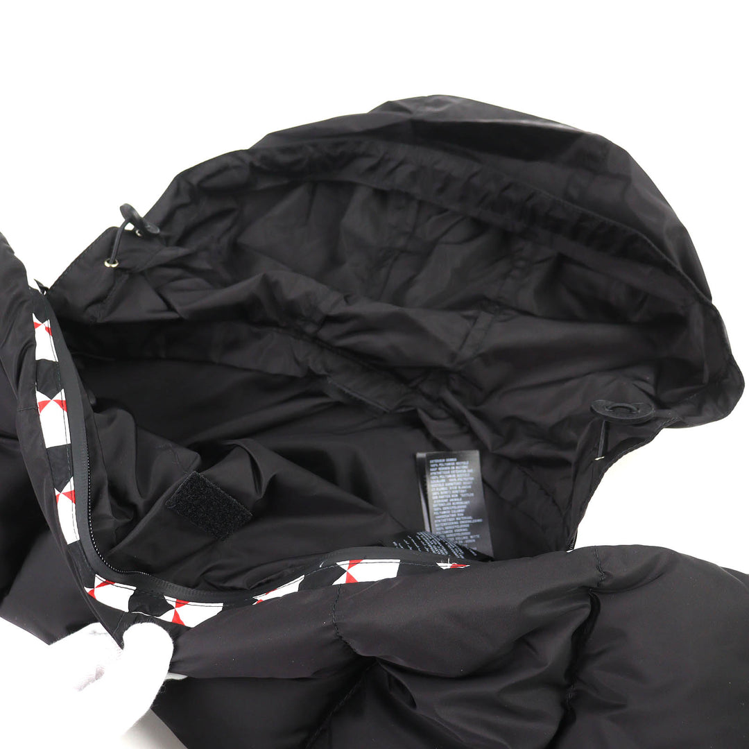 Excellent PRADA Scarf Triangle logo hooded RE-NYLON down jacket Red 2FS028