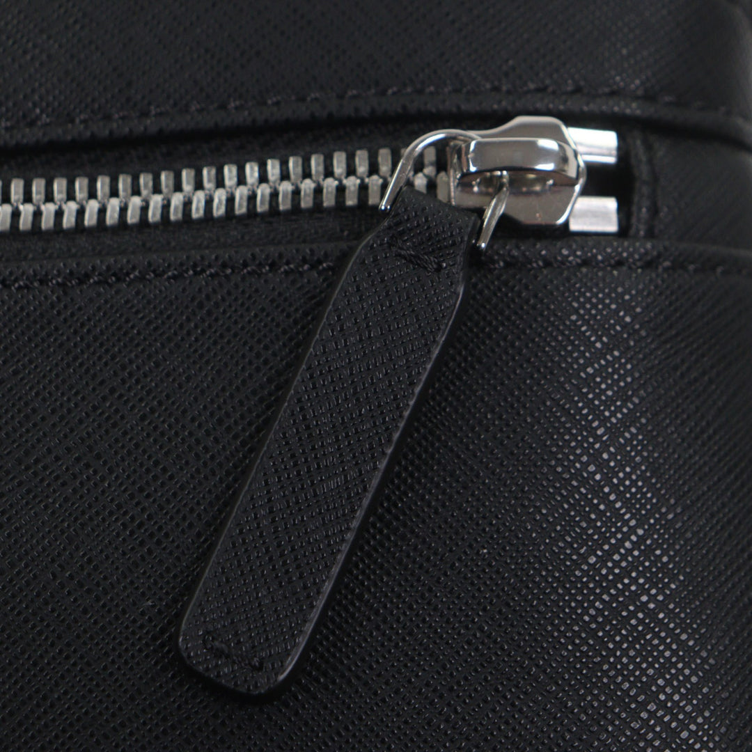 Pristine EMPORIO ARMANI Shoulder Bag Eagle logo black leather mens