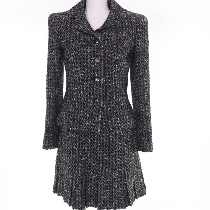 Excellent CHANEL two-piece set COCO Button Tweed Jacket Skirt 38 97A P09701