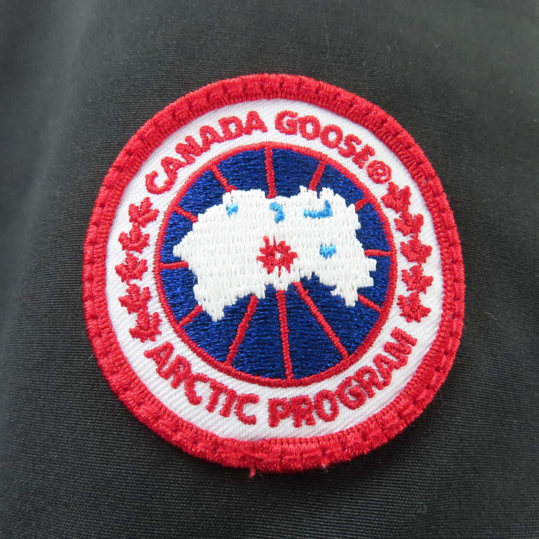 Very Good CANADA GOOSE down coat Kinley Parka With hood black Women S 3811L