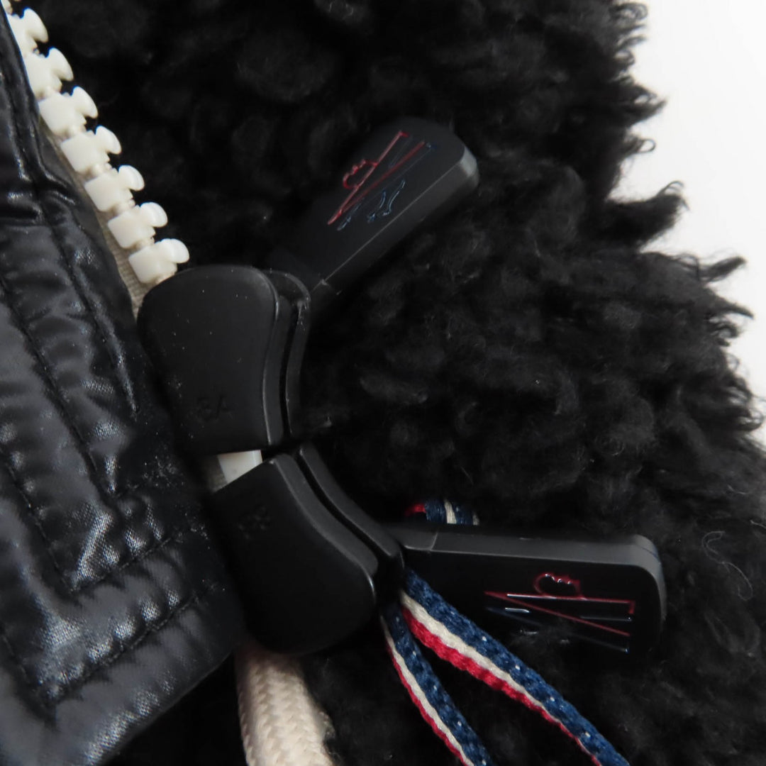 Pristine MONCLER GRENOBLE Down vest GILET Logo patch and hood ZIP UP black XXS