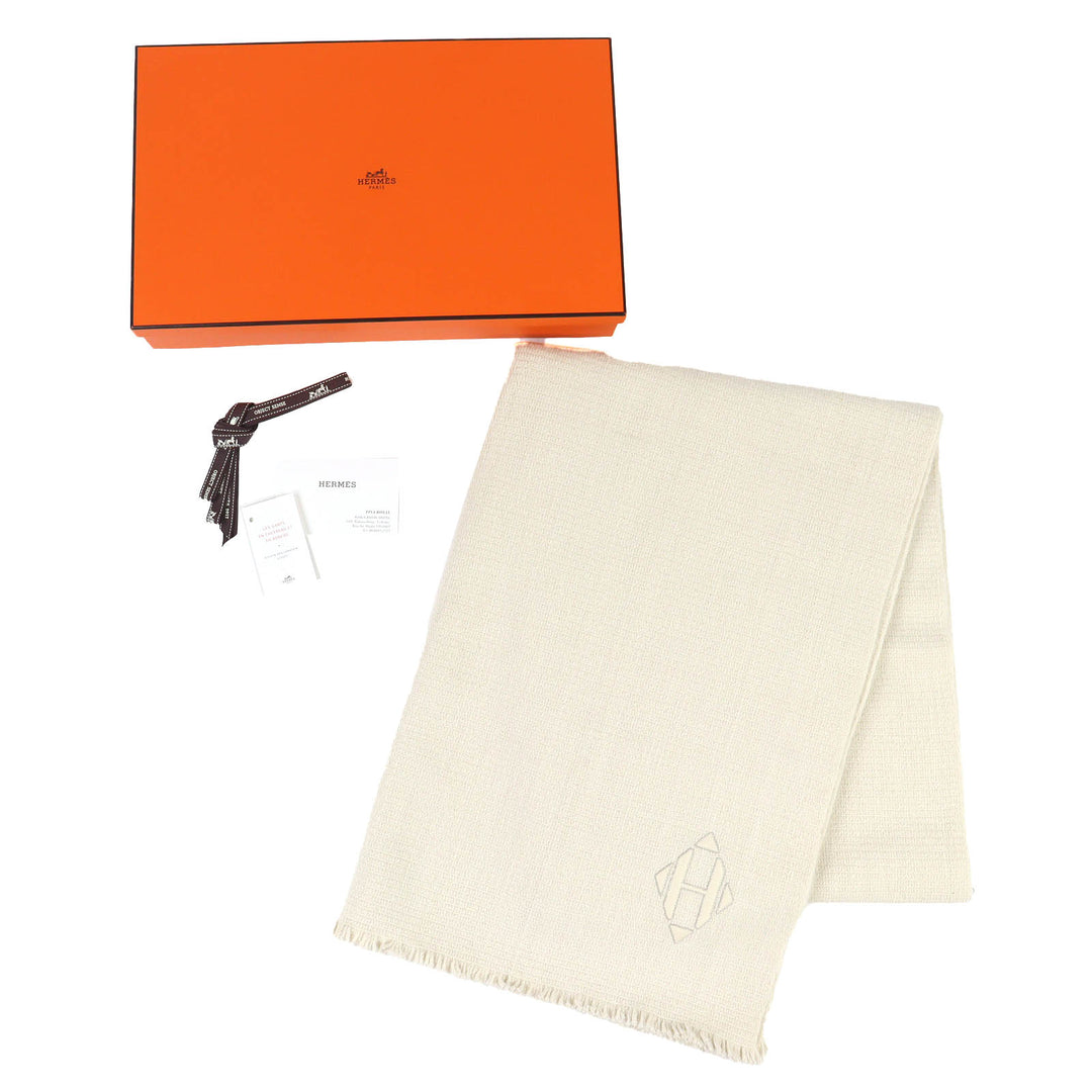 Pristine HERMES shawl H logo leather patch mini fringe large cashmere H693187S