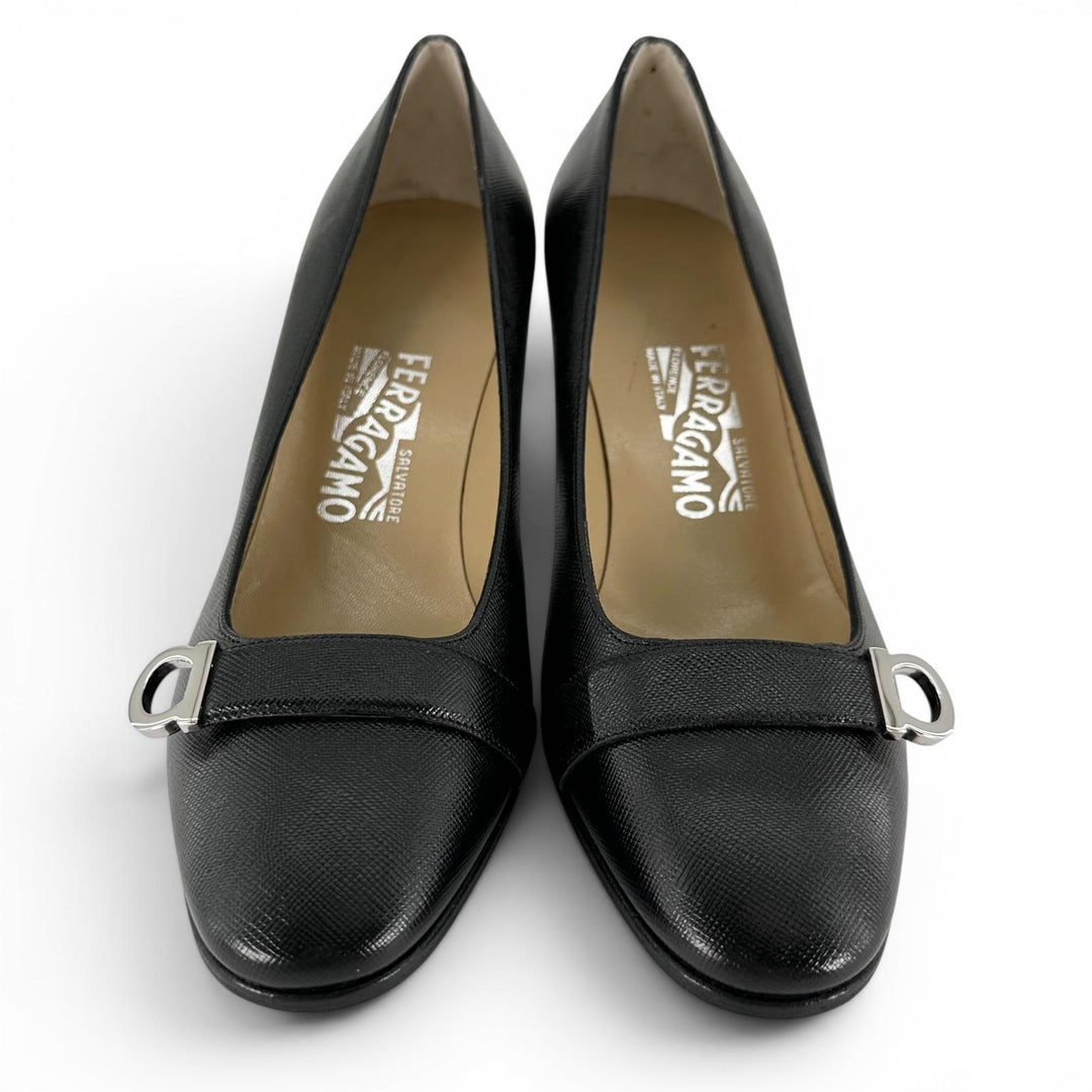 Pristine Salvatore Ferragamo pumps GanciniMetal black leather Women 7