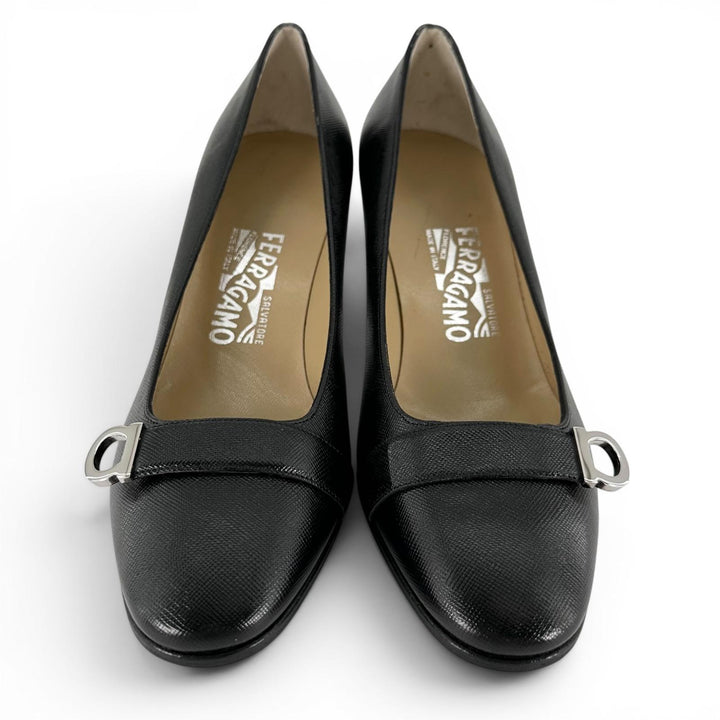 Pristine Salvatore Ferragamo pumps GanciniMetal black leather Women 7