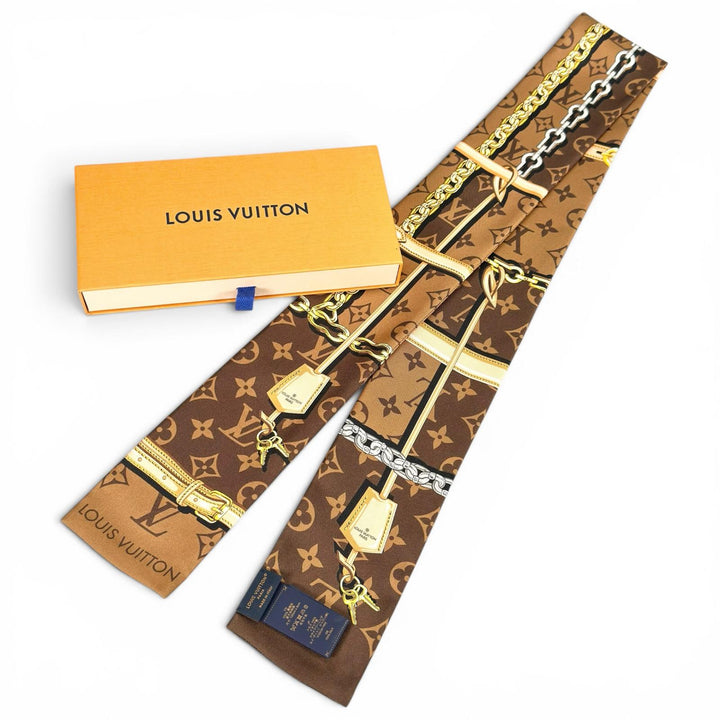 Excellent LOUIS VUITTON scarf Bando-Monog Lamb Confidential Marron silk M78655