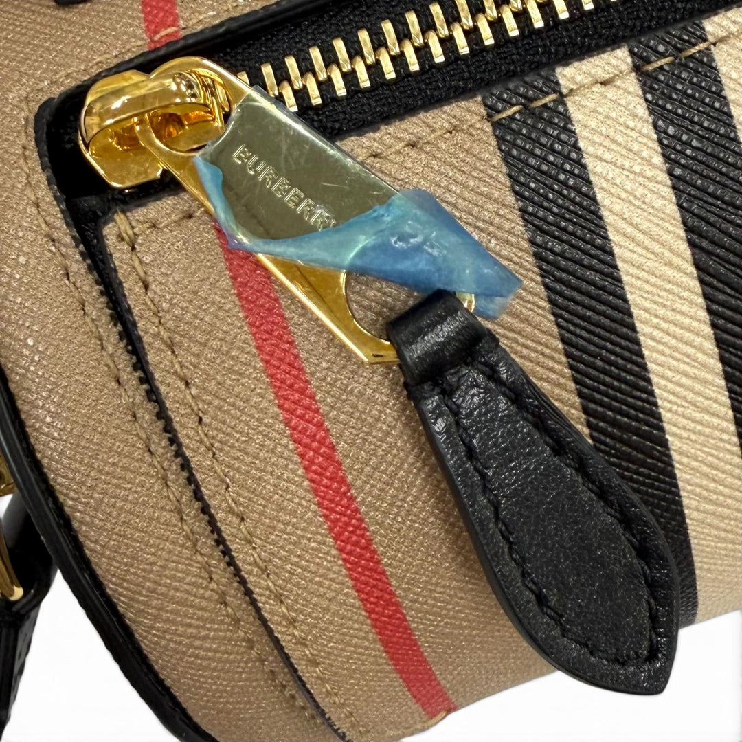 Pristine BURBERRY Nova Check Pattern 2-way Leather Barrel Bag 8030456