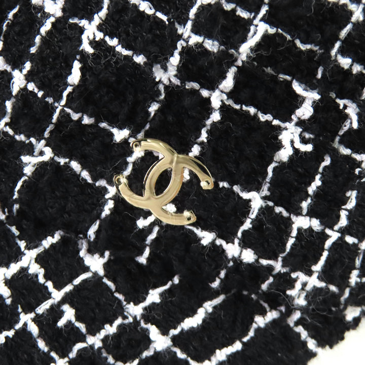 Great CHANEL cap COCO Mark Tweed Baseball Cap black cotton Women 23B