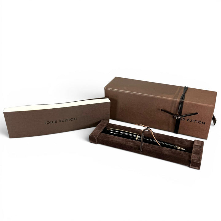 Excellent LOUIS VUITTON Ballpoint pen Dog Tracker Twist type black mens