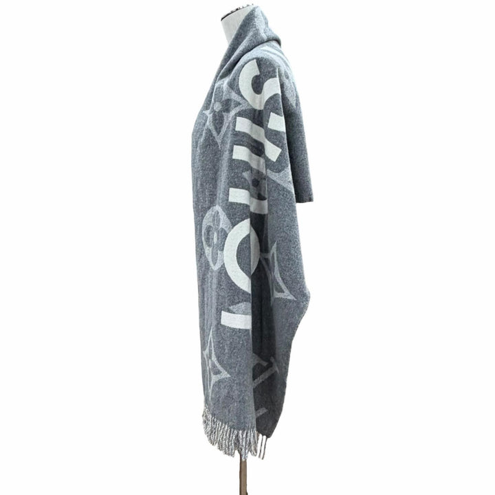 Excellent LOUIS VUITTON Scarf Echarpe Monogram Capital gray Women M73455