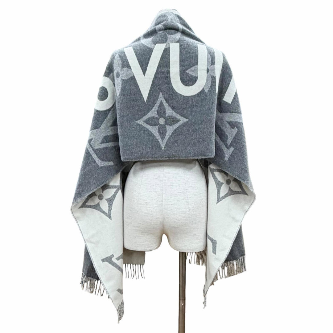 Excellent LOUIS VUITTON Scarf Echarpe Monogram Capital gray Women M73455
