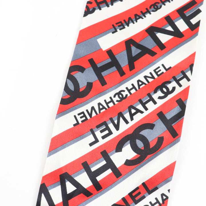 Excellent CHANEL scarf reversible COCO logo multicolor silk Women