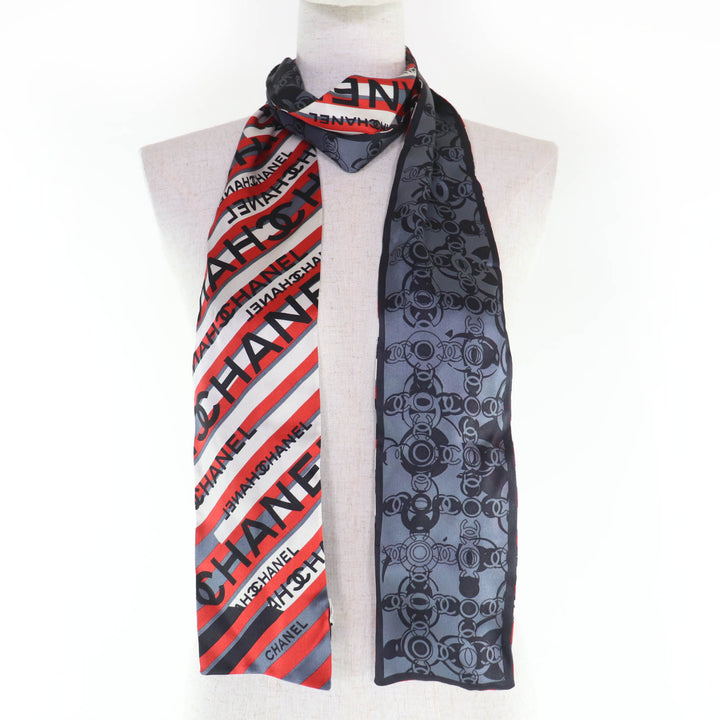 Excellent CHANEL scarf reversible COCO logo multicolor silk Women