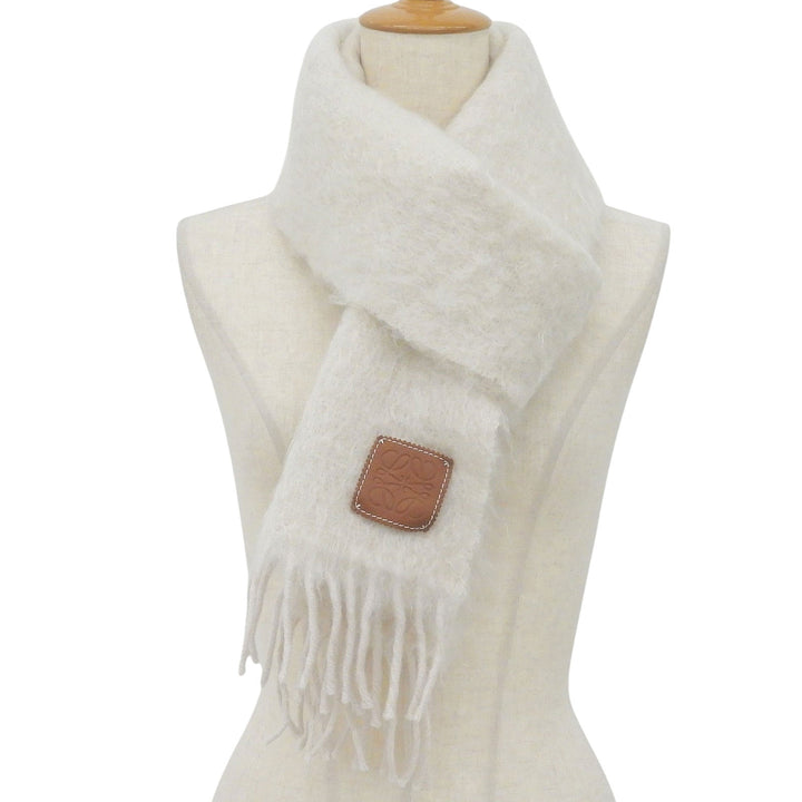 Excellent LOEWE Scarf Anagram leather patch with fringe white mohair Women