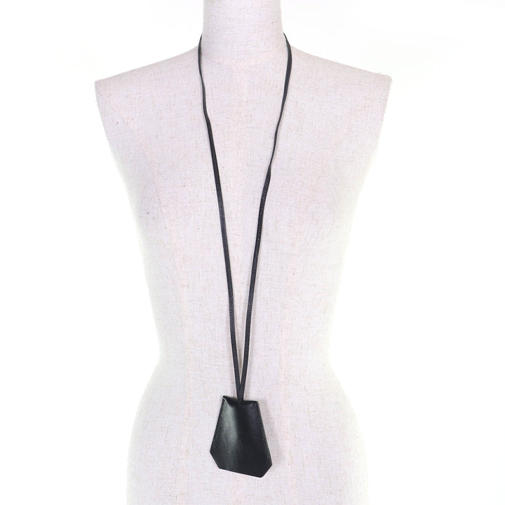 Excellent HERMES Necklace Margiela period leather clochette black leather Women