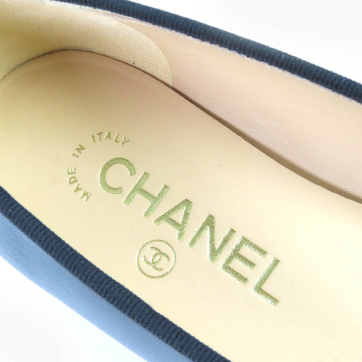 Pristine CHANEL pumps ballerina COCO Mark Ribbon Patent Leather Flats 36 G02819