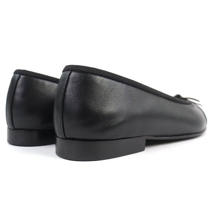Pristine CHANEL pumps ballerina COCO Mark Ribbon Patent Leather Flats 36 G02819