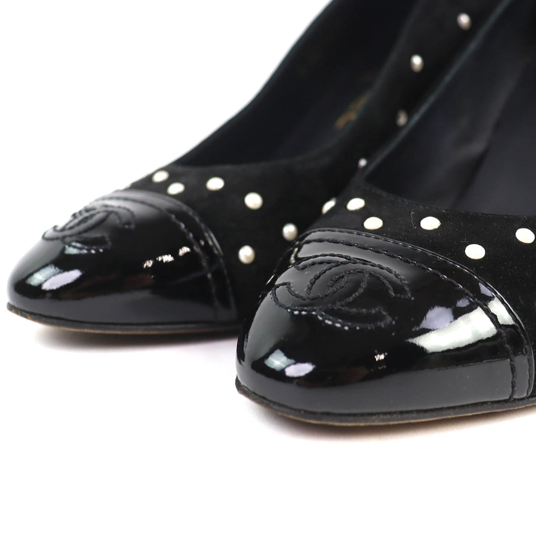 Great CHANEL pumps COCO Mark Faux Pearl Patent Leather Suede black 36 G33423