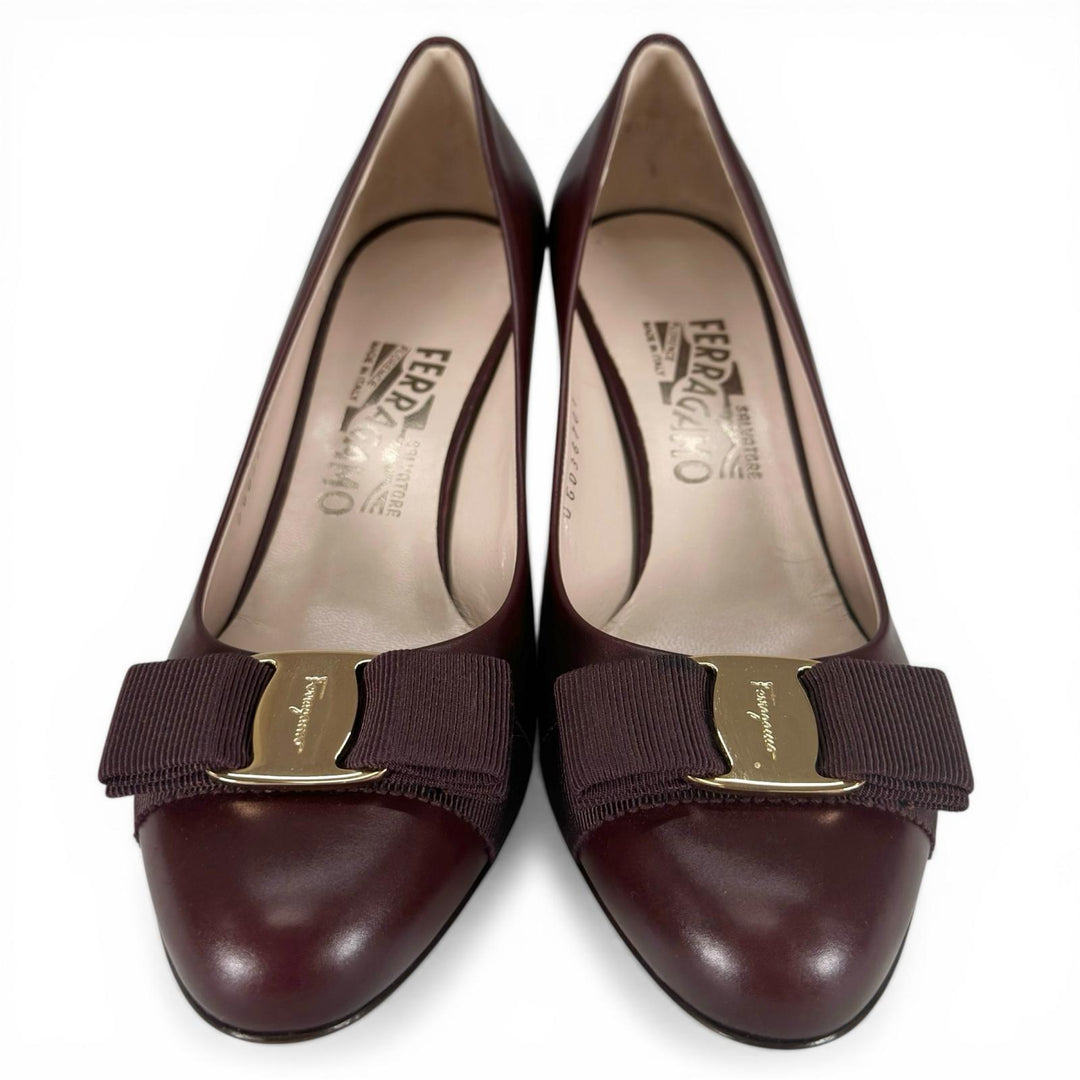Pristine Salvatore Ferragamo pumps CARLA 55 Vara ribbon Brown leather Women 6.5
