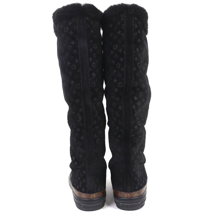 Great LOUIS VUITTON Knee-high boots Snowball Line Monogrammed shearling 38.5