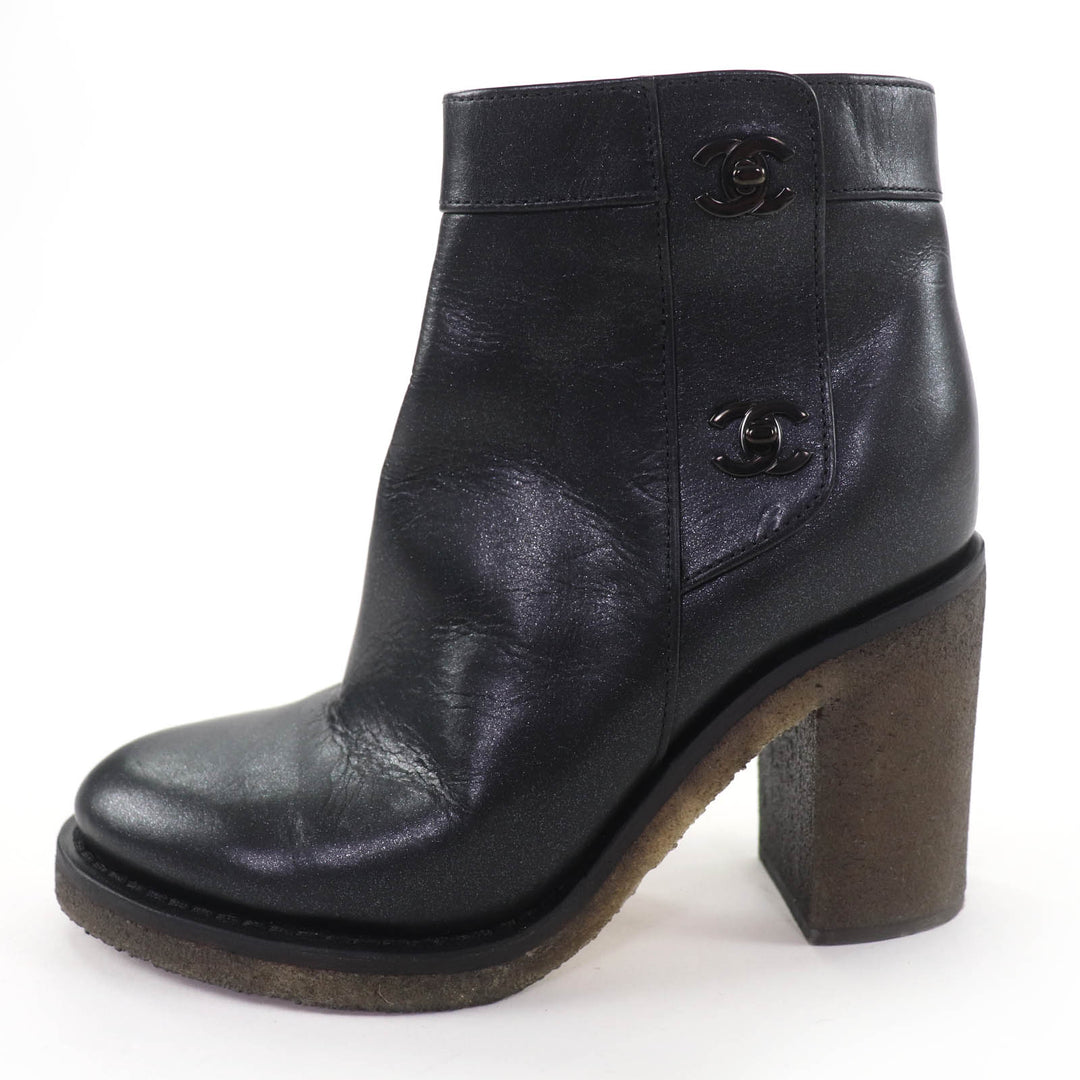 Great CHANEL short boots Double COCO Mark turn lock lamé leather black 36 G31285