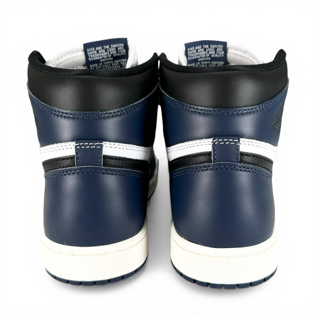 Pristine NIKE High cut sneakers Air Jordan 1 Retro High OG Air Jordan Navy mens