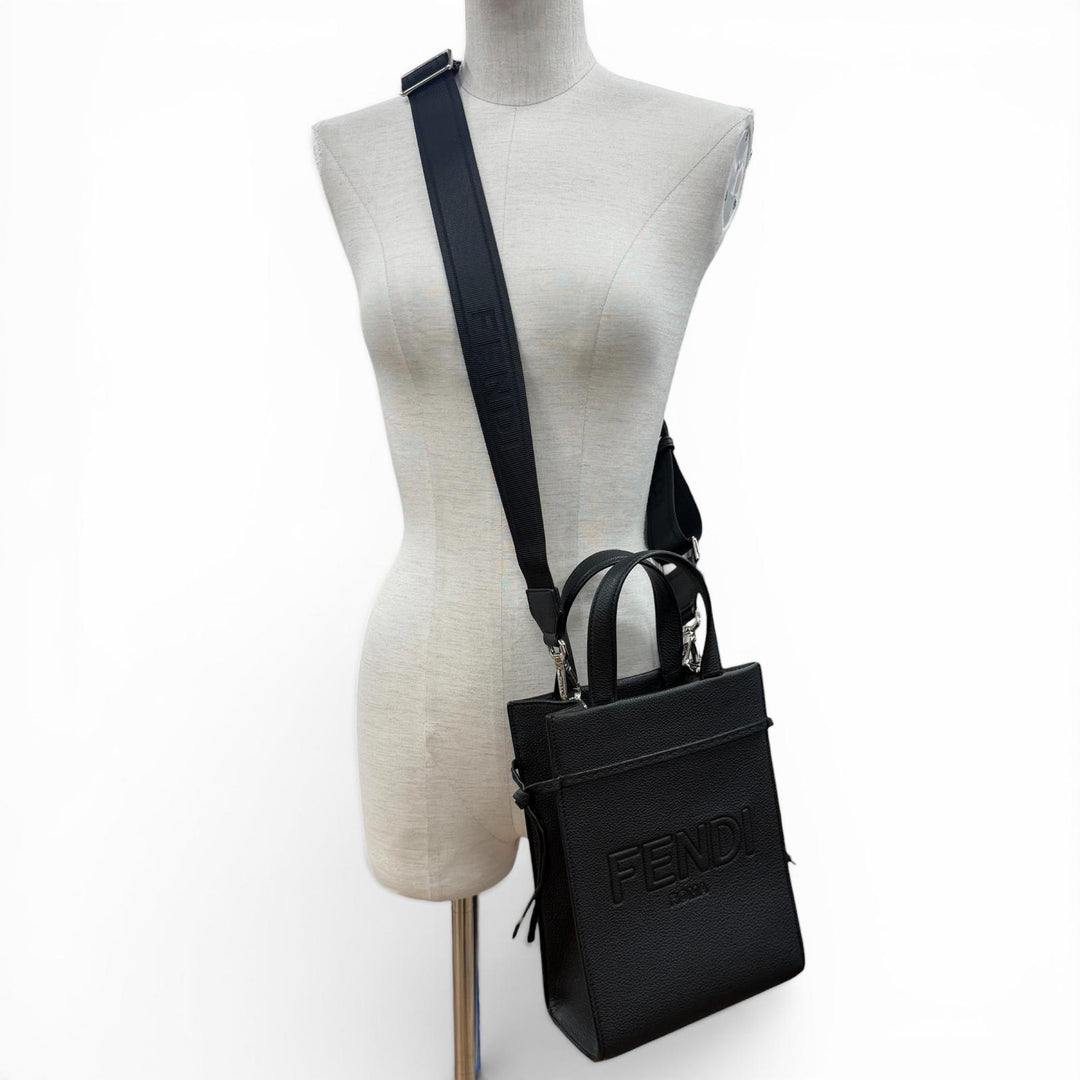 Excellent FENDI Shoulder Bag black leather Women 7VA584