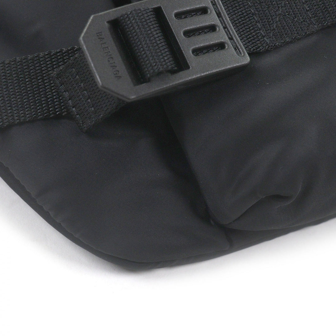 Excellent BALENCIAGA Sling bag Kingdom Belt Pack Large black