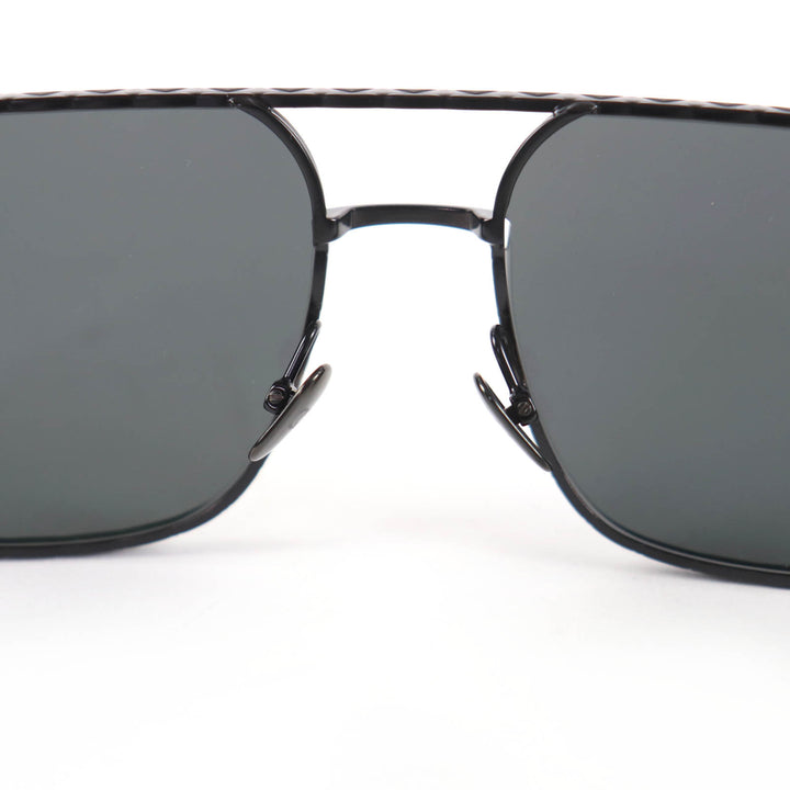 Pristine CHANEL Pilot Sunglasses Logo Matelassé Double Bridge black Women 4294