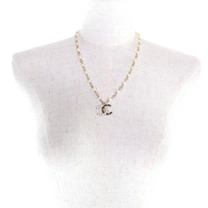 Excellent CHANEL Necklace COCO Mark Faux Pearl Leather gold Women B25K
