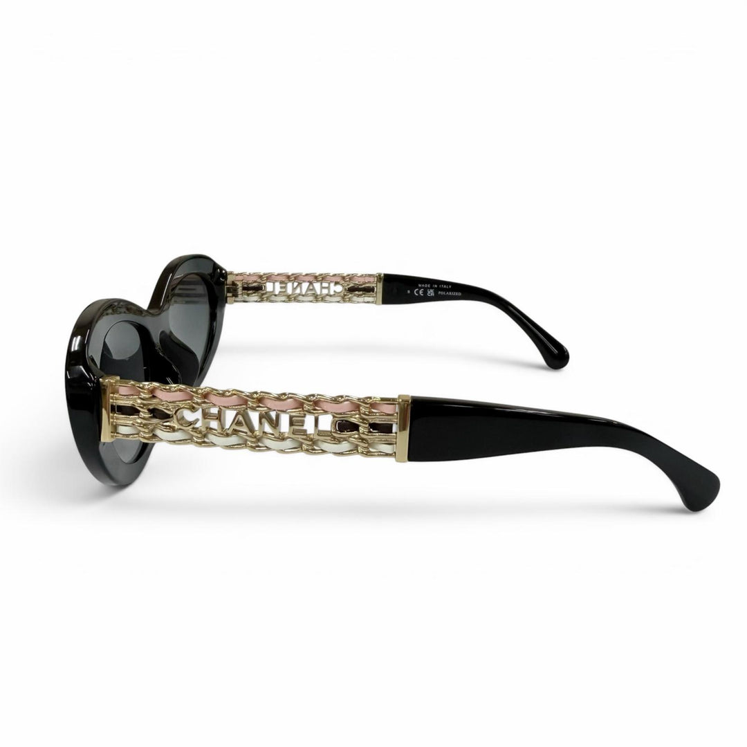 Excellent CHANEL sunglasses Cat Eye Side Logo black Women