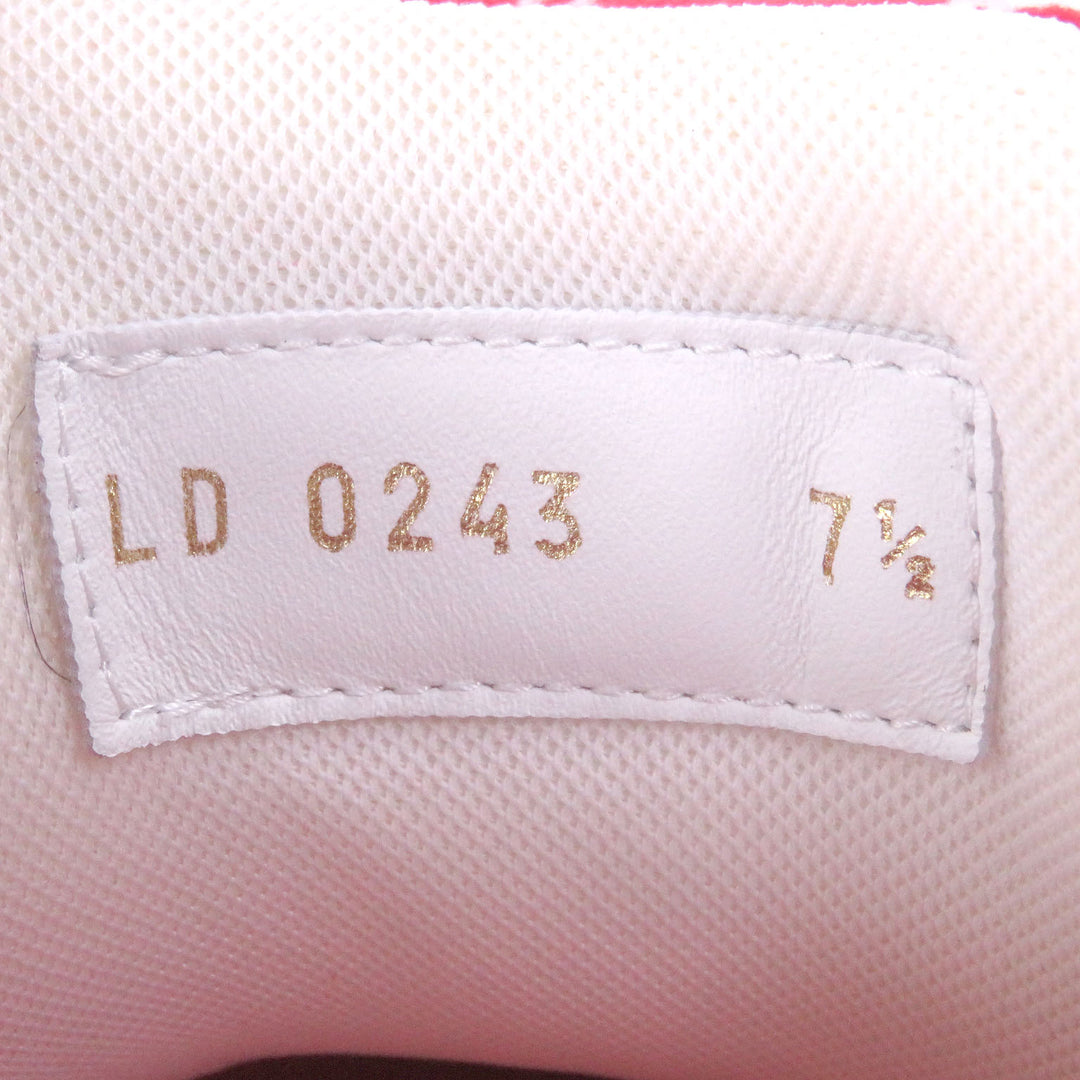 Pristine LOUIS VUITTON Low cut sneakers LV Trainer Line Monogram