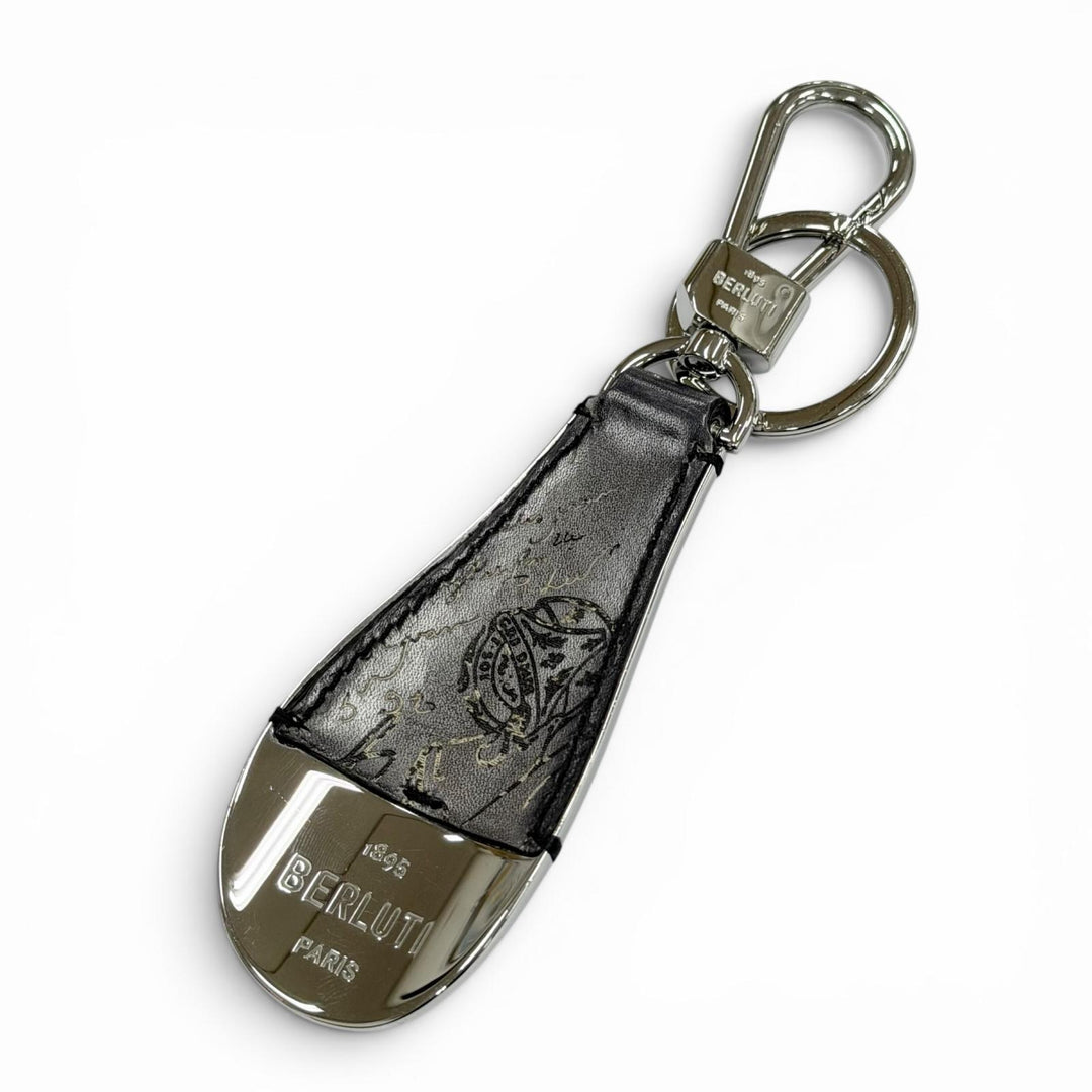 Great BERLUTI key ring Silver scritto leather mens