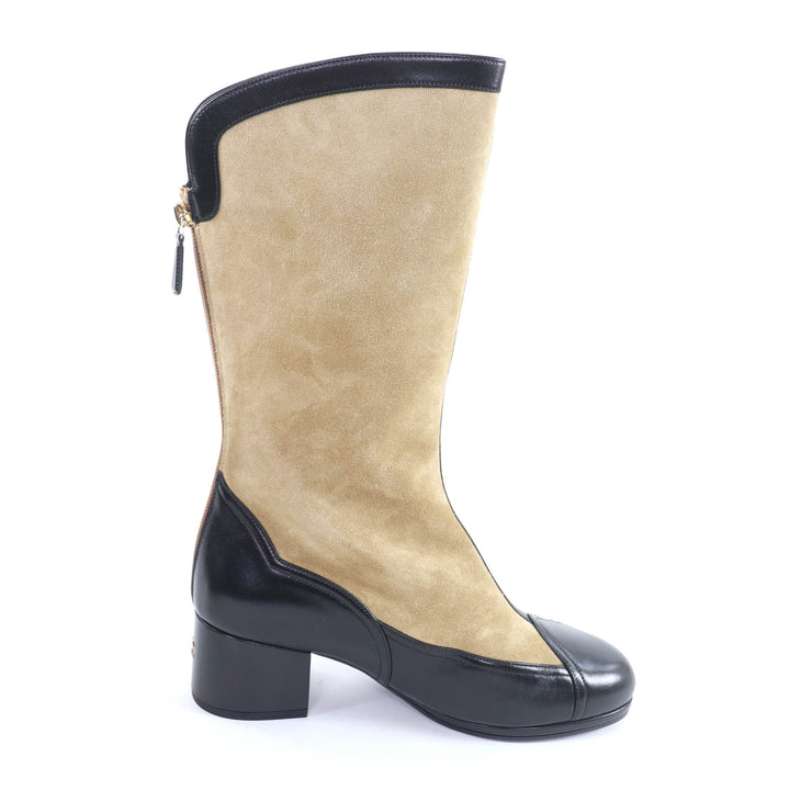 Pristine CHANEL Knee-high boots beige Suede leather Women 38 25A G46591