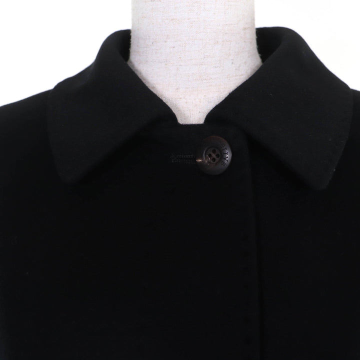 Excellent Burberrys coat Made with Italian fabric,hidden placket 36