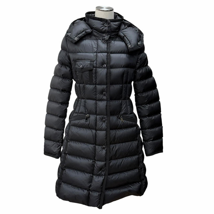 Great MONCLER down coat HERMINE Logo patch and hood black Nylon Women 0