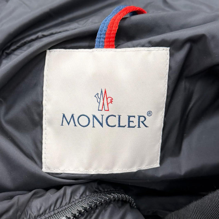 Great MONCLER down coat HERMINE Logo patch and hood black Nylon Women 0